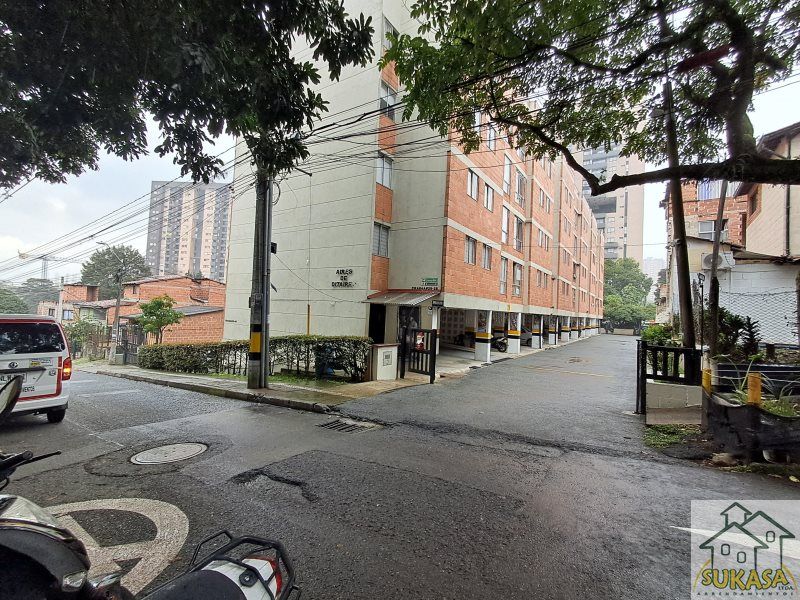 Apartamento en arriendo Antioquia Itagüí Ditaires 45 m2 Habitaciones 3 Baños 2 Garajes 0 Precio $1600000