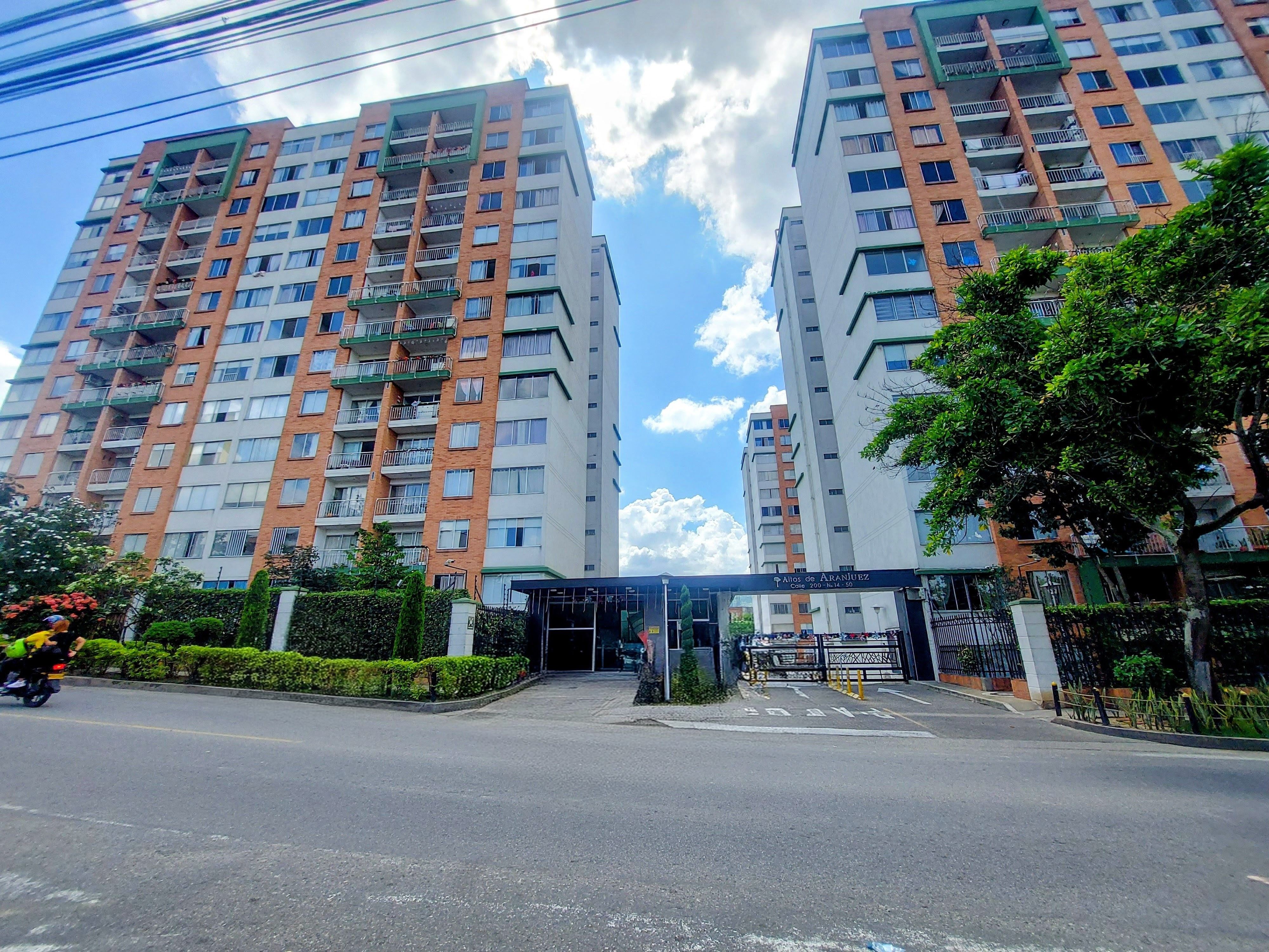 Apartamento en arriendo Santander Floridablanca Urbanizacion Portal Siglo Xxi 74 m2 Habitaciones 3 Baños 2 Garajes 1 Precio $2076880