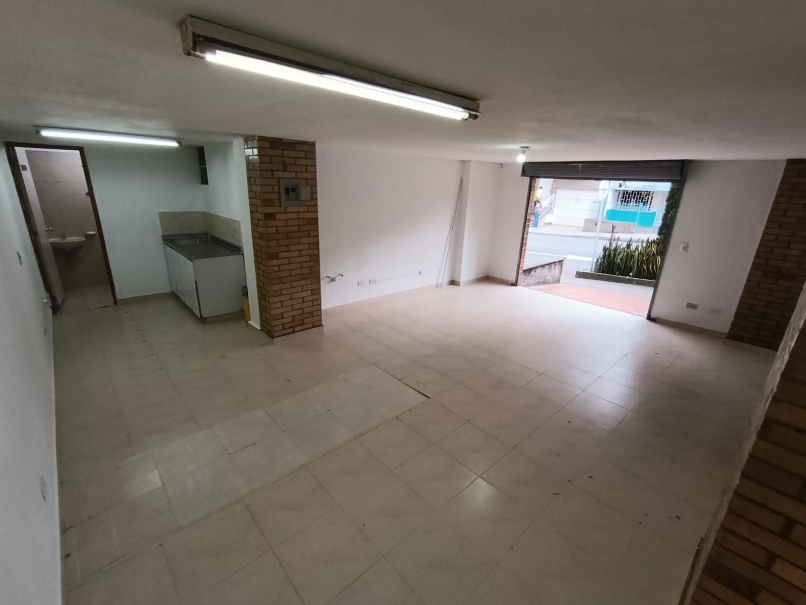 Local en arriendo Antioquia Envigado La Paz 45 m2 Habitaciones 0 Baños 1 Garajes 0 Precio $3100000