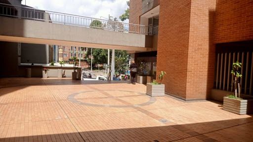 Local en venta Cundinamarca Bogotá Sucre 12 m2 Habitaciones 0 Baños 0 Garajes 0 Precio $200000000