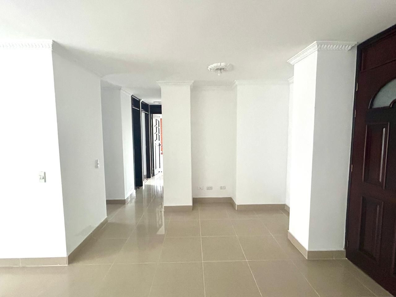 Apartamento en arriendo Antioquia Medellín La Pilarica 92 m2 Habitaciones 2 Baños 2 Garajes 1 Precio $3150000