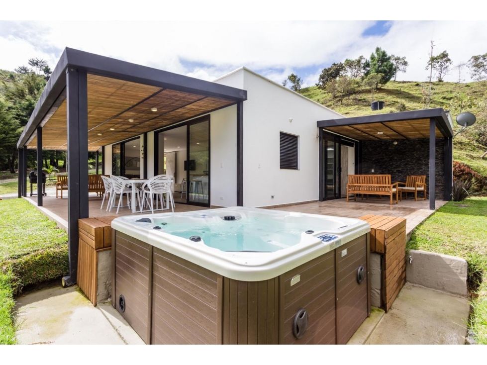 Casa Campestre en venta Antioquia La Ceja La Ceja 200 m2 Habitaciones 2 Baños 2 Garajes 1 Precio $1490000000