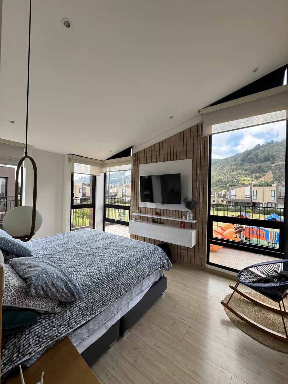 Casa en venta Cundinamarca Cota Tarragona 161 m2 Habitaciones 4 Baños 4 Garajes 3 Precio $1150000000