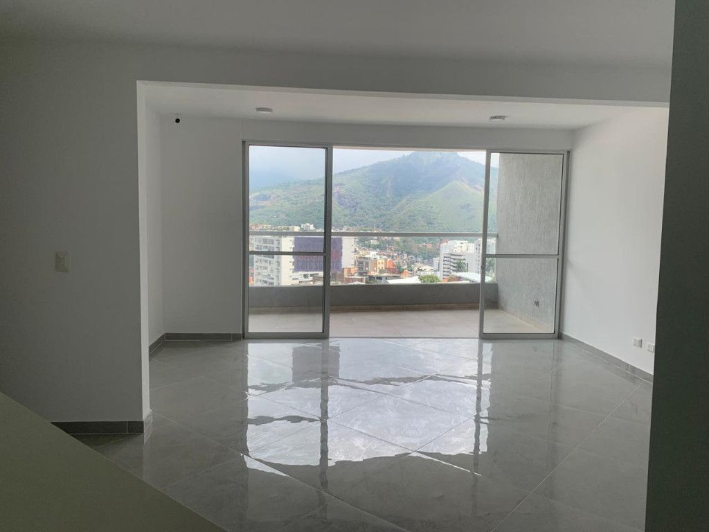 Apartamento en venta Valle Del Cauca Cali Guayaquil 110 m2 Habitaciones 3 Baños 2 Garajes 2 Precio $680000000