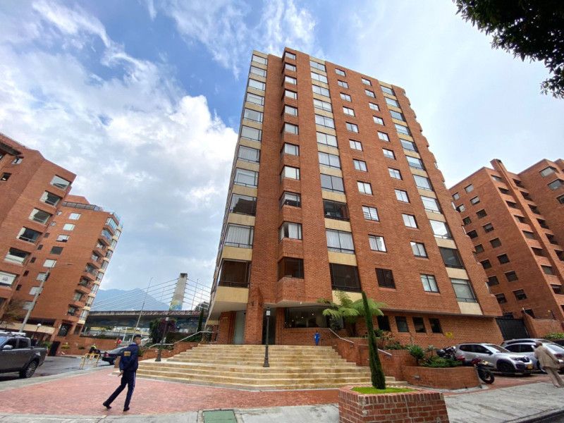 Apartamento en arriendo Cundinamarca Bogotá Molinos Norte 220 m2 Habitaciones 3 Baños 4 Garajes 3 Precio $10200000