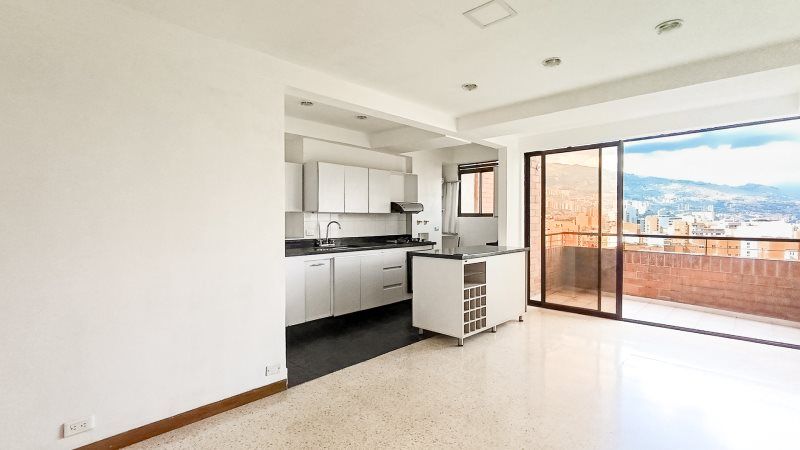 Apartamento en arriendo Antioquia Medellín Picacho 90 m2 Habitaciones 4 Baños 3 Garajes 1 Precio $4500000