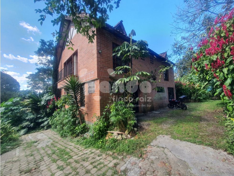 Casa Campestre en arriendo Antioquia Envigado Asd 300 m2 Habitaciones 3 Baños 3 Garajes 1 Precio $5500000
