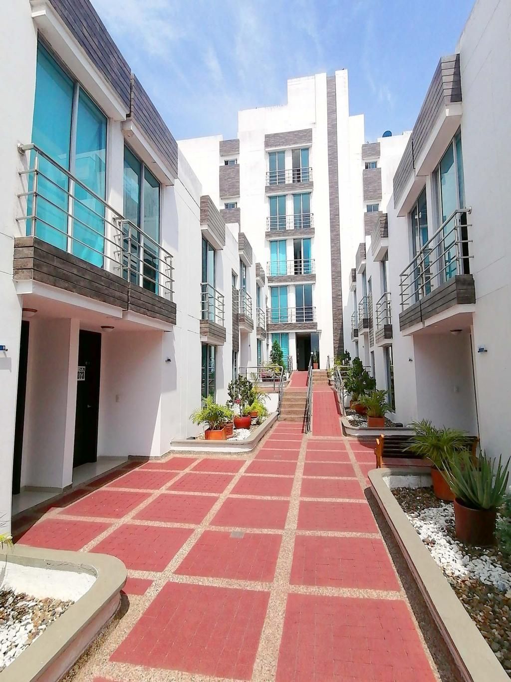 Casa en venta Atlántico Barranquilla Ciudad Jardin 156 m2 Habitaciones 4 Baños 3 Garajes 2 Precio $650000000