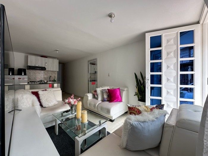 Casa en arriendo Valle Del Cauca Cali Ciudad Los Álamos 40 m2 Habitaciones 1 Baños 1 Garajes 0 Precio $800000