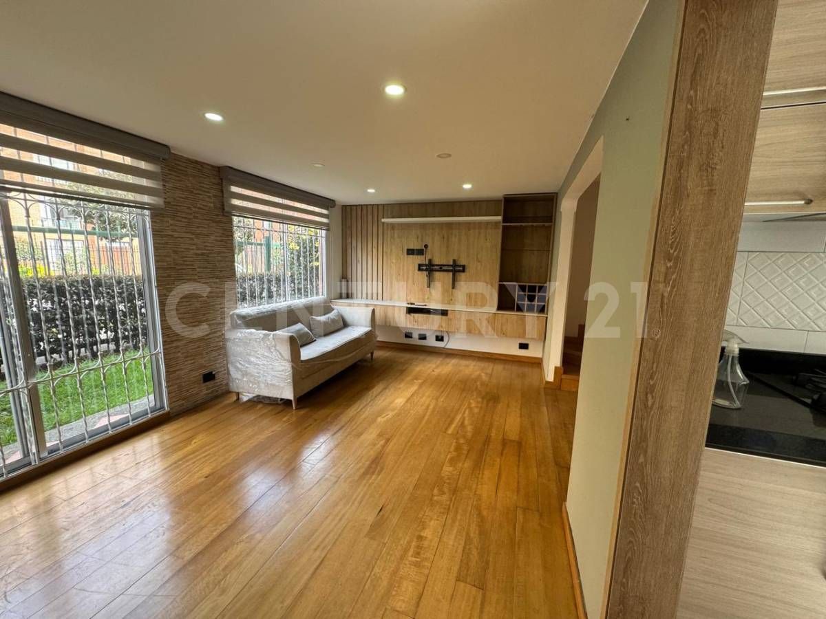 Casa en venta Cundinamarca Bogotá Estacion Victoria 73 m2 Habitaciones 3 Baños 3 Garajes 2 Precio $535000000