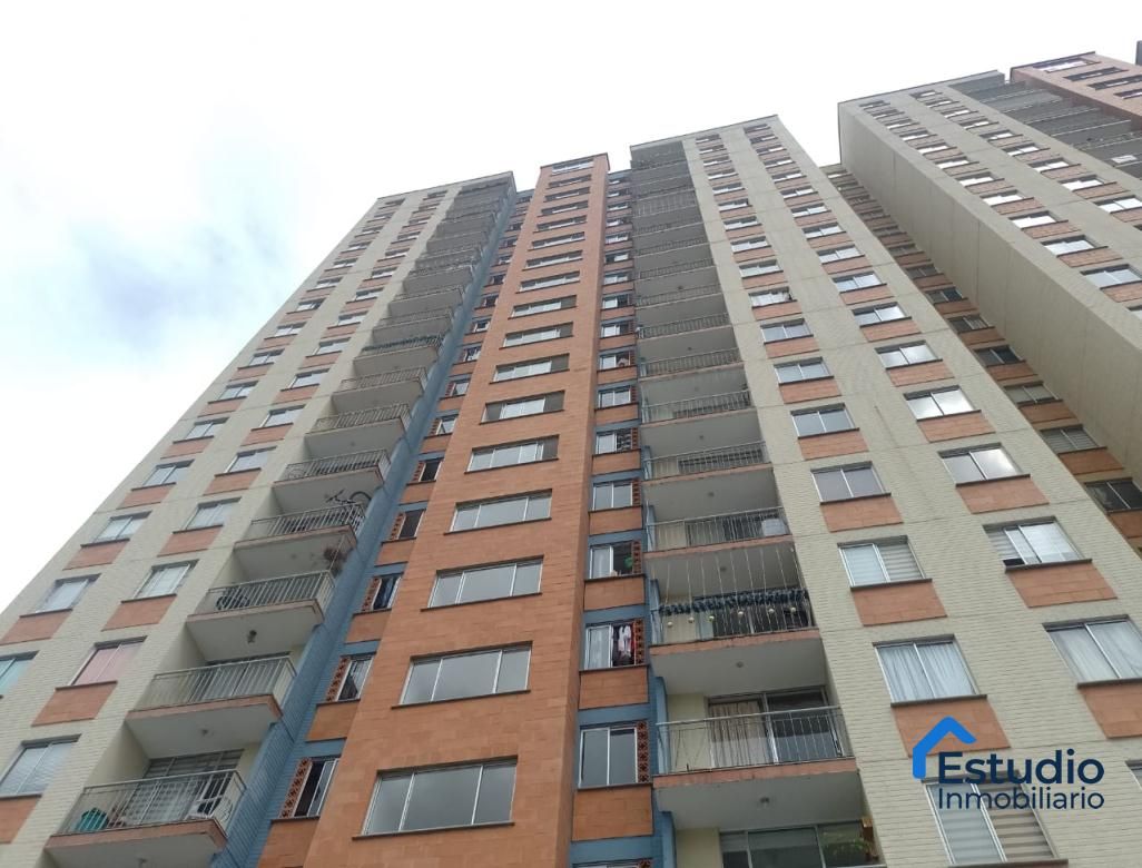 Apartamento en arriendo Antioquia Medellín Las Mercedes 62 m2 Habitaciones 3 Baños 2 Garajes 1 Precio $2250000
