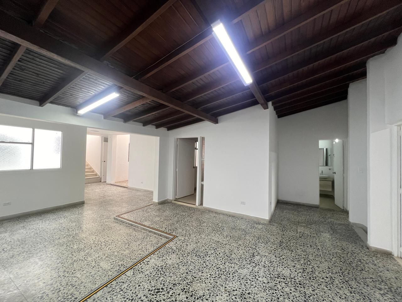 Casa en arriendo Antioquia Medellín El Velodromo 175 m2 Habitaciones 3 Baños 2 Garajes 0 Precio $5000000