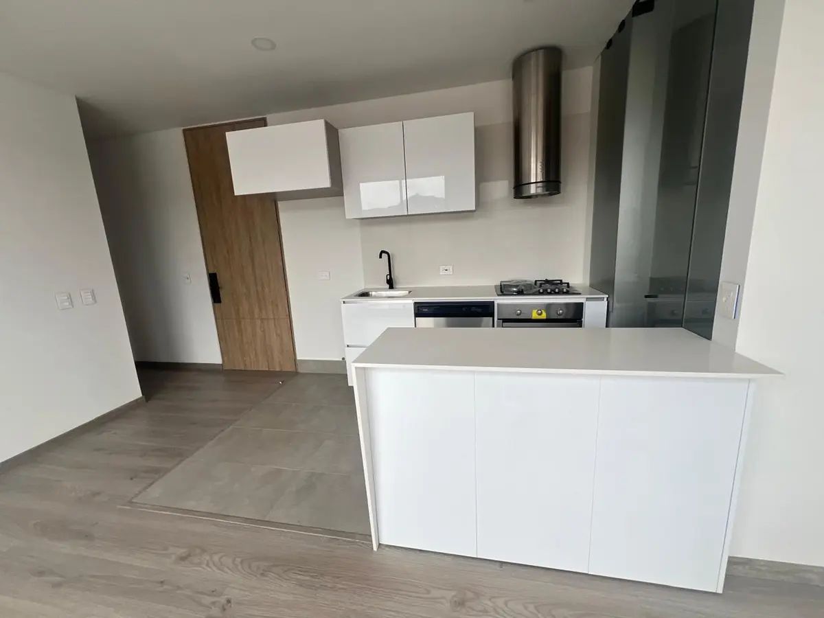 Apartamento en venta Cundinamarca Bogotá San Patricio - Edif Waikiki 65 m2 Habitaciones 2 Baños 3 Garajes 2 Precio $470000000