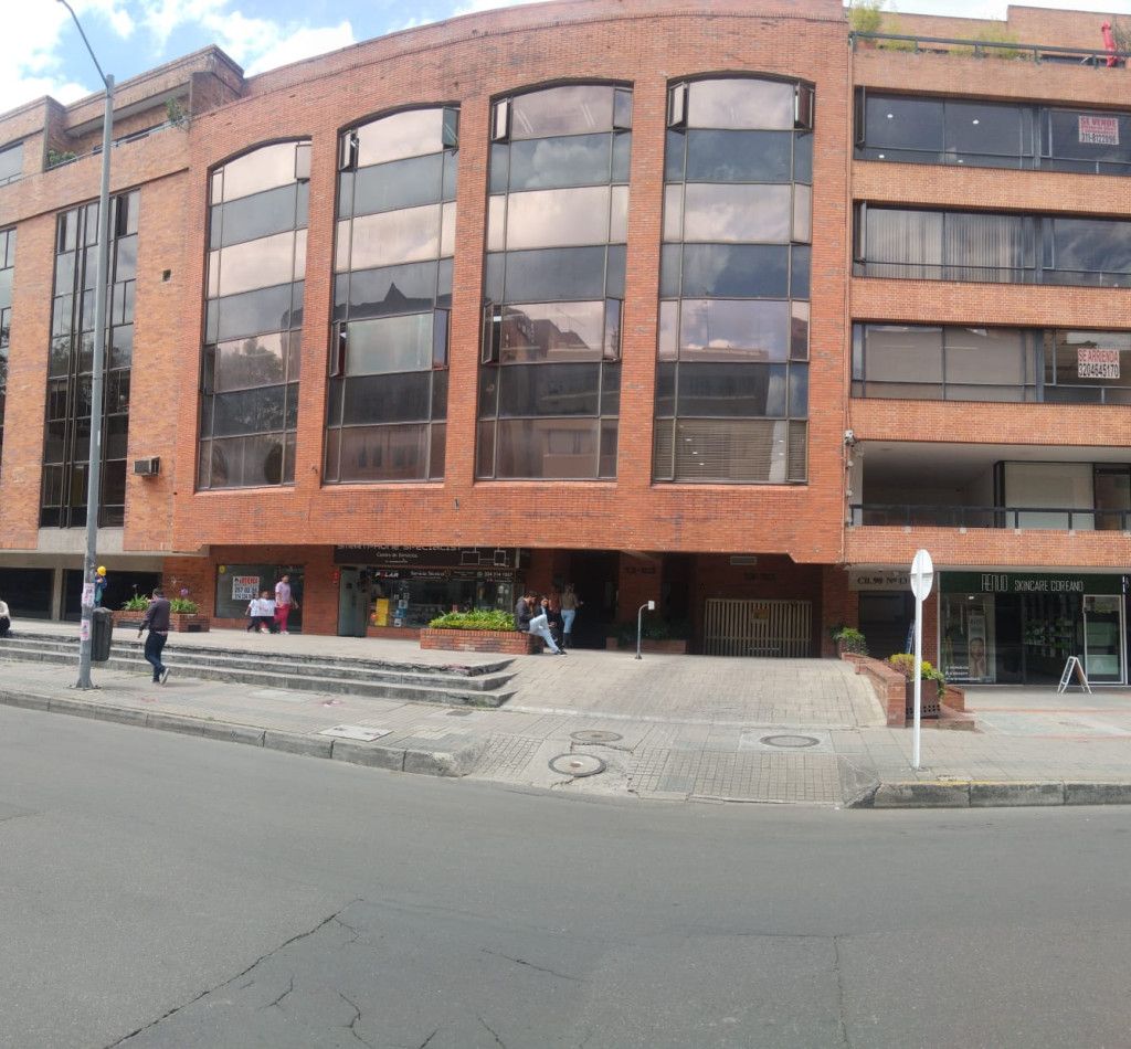 Oficina en arriendo Cundinamarca Bogotá Chico 45 m2 Habitaciones 0 Baños 1 Garajes 1 Precio $2700000