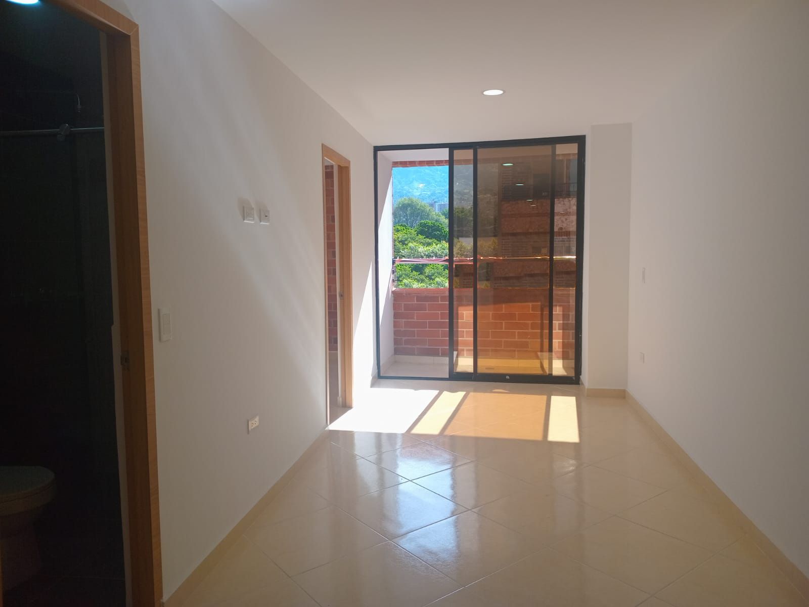 Apartamento en venta Antioquia Itagüí Ditaires 75 m2 Habitaciones 3 Baños 2 Garajes 0 Precio $360000000