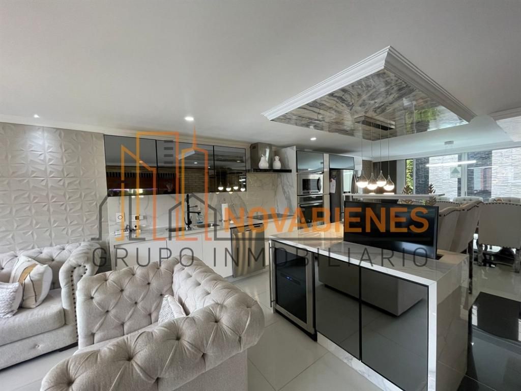 Casa en venta Antioquia Sabaneta Holanda 434 m2 Habitaciones 5 Baños 7 Garajes 6 Precio $1810000000