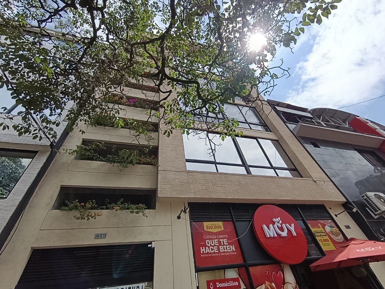 Oficina en arriendo Antioquia Medellín Estadio 25 m2 Habitaciones 0 Baños 1 Garajes 0 Precio $2300000