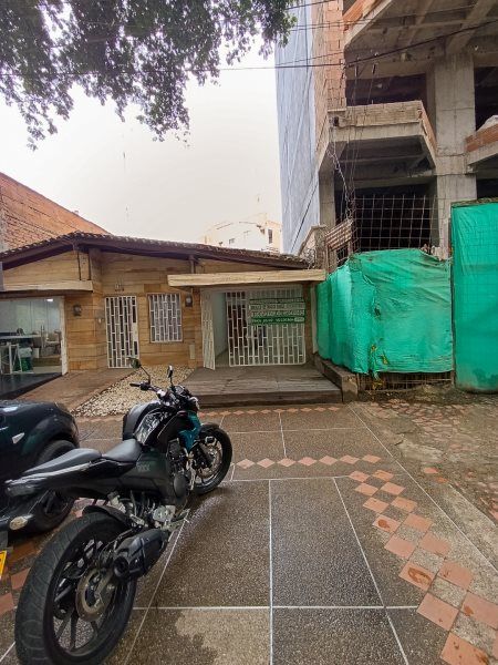 Local en arriendo Antioquia Medellín Laureles 17 m2 Habitaciones 0 Baños 1 Garajes 0 Precio $1900000