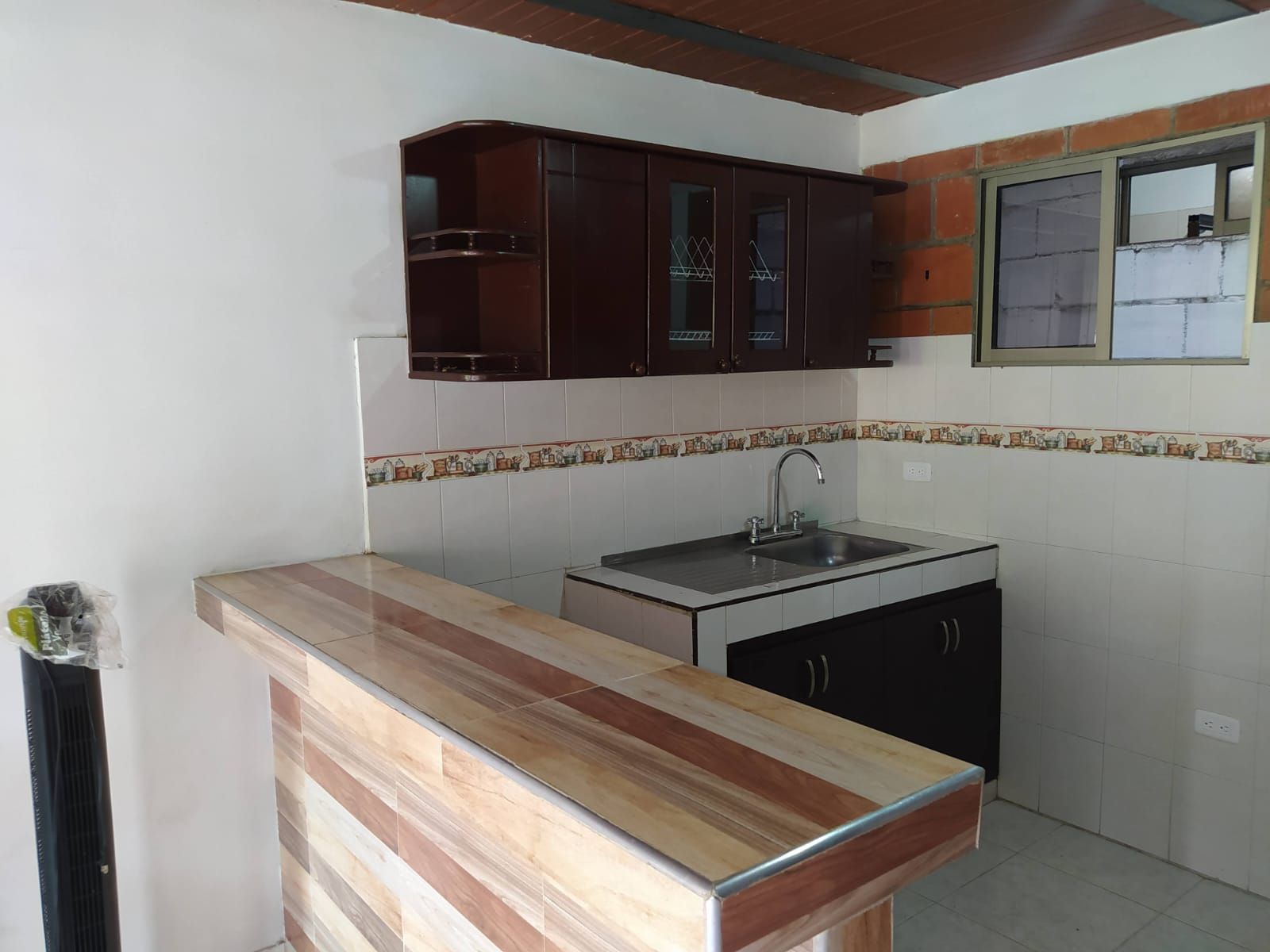 Apartamento en arriendo Valle Del Cauca Cali Los Guayacanes 108 m2 Habitaciones 3 Baños 2 Garajes 0 Precio $1050000