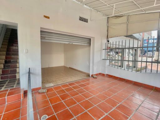 Casa en arriendo Valle Del Cauca Cali El Cedro 140 m2 Habitaciones 3 Baños 2 Garajes 1 Precio $2900000