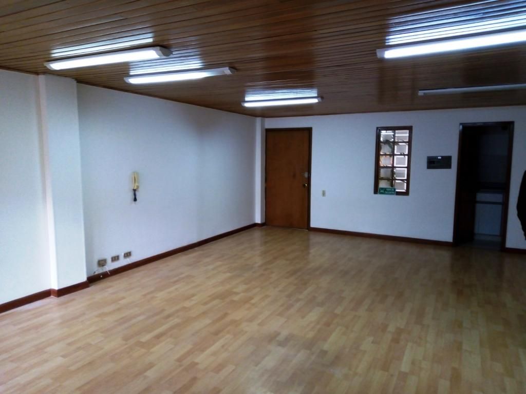 Oficina en arriendo Cundinamarca Bogotá Antiguo Country 50 m2 Habitaciones 0 Baños 1 Garajes 1 Precio $1904000
