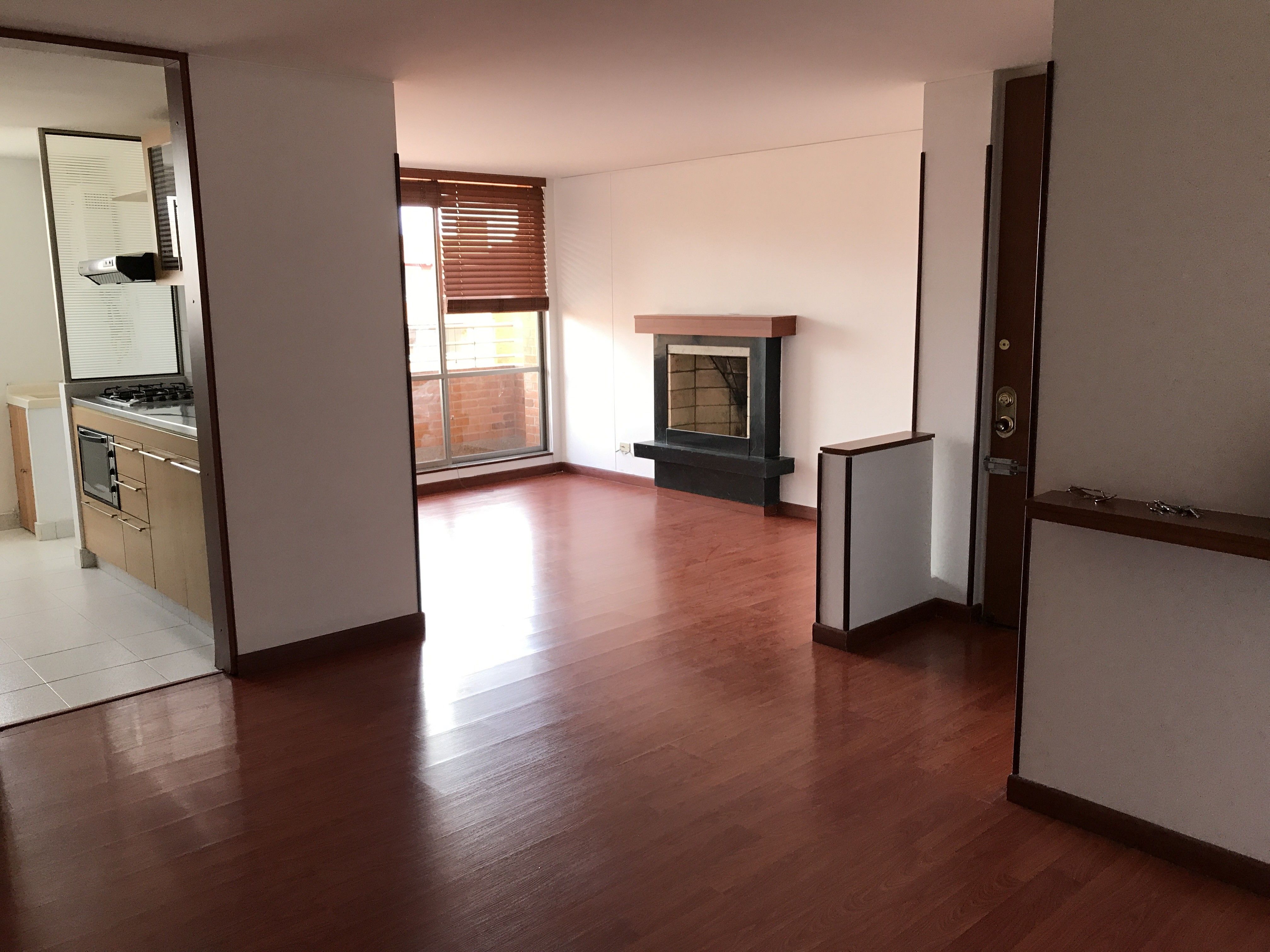 Apartamento en venta Cundinamarca Bogotá Mazurén 85 m2 Habitaciones 3 Baños 3 Garajes 1 Precio $490000000