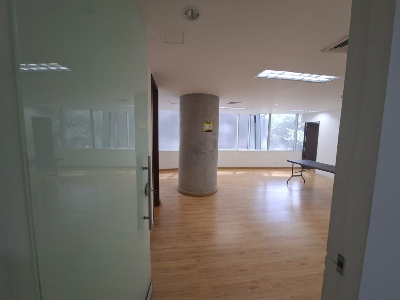 Oficina en arriendo Antioquia Medellín San Diego 62 m2 Habitaciones 0 Baños 1 Garajes 5 Precio $5200000