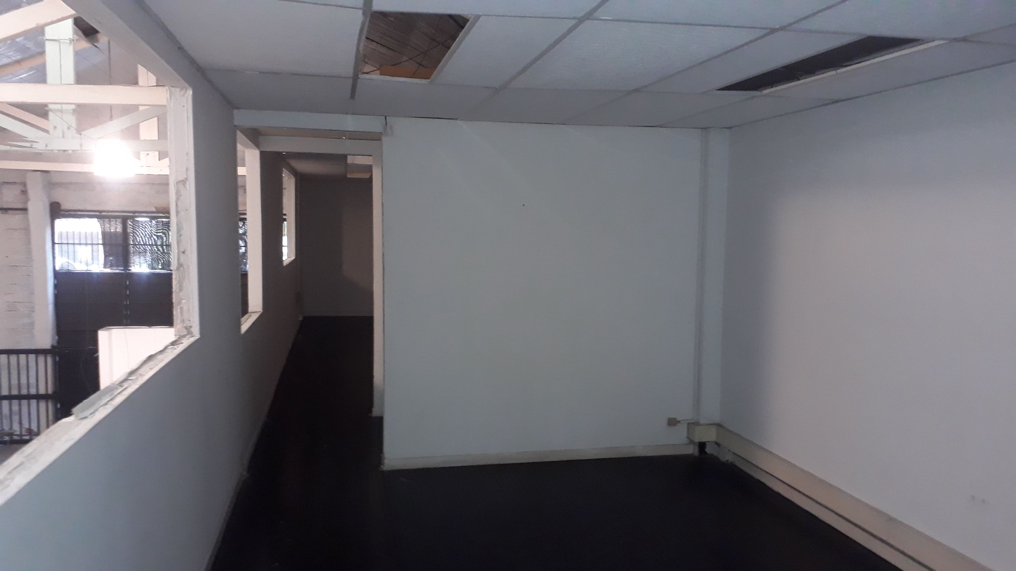 Bodega en arriendo Antioquia Medellín Villa Carlota 330 m2 Habitaciones 0 Baños 3 Garajes 0 Precio $20000000