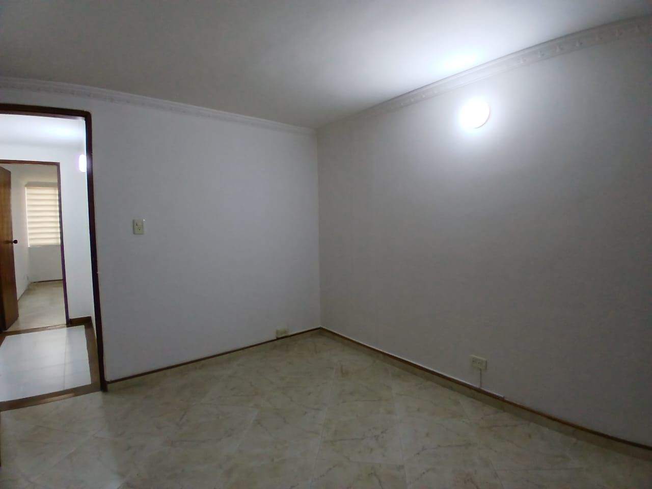 Apartamento en arriendo Antioquia Medellín Las Acacias 10 m2 Habitaciones 2 Baños 2 Garajes 1 Precio $3600000