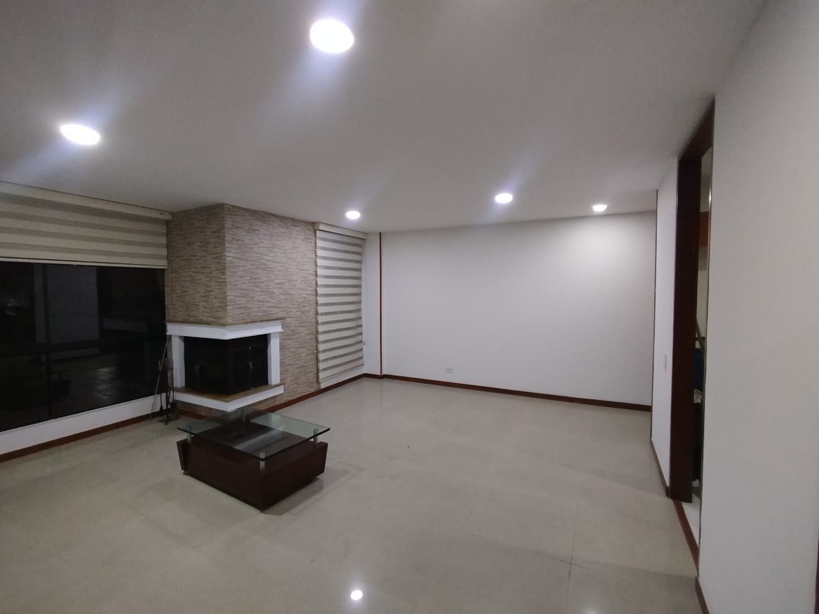 Apartamento en arriendo Cundinamarca Bogotá La Española 100 m2 Habitaciones 3 Baños 2 Garajes 1 Precio $3200000