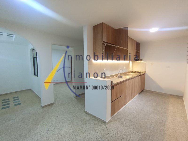 Casa en arriendo Antioquia Medellín Florida Nueva 86 m2 Habitaciones 4 Baños 2 Garajes 0 Precio $3000000