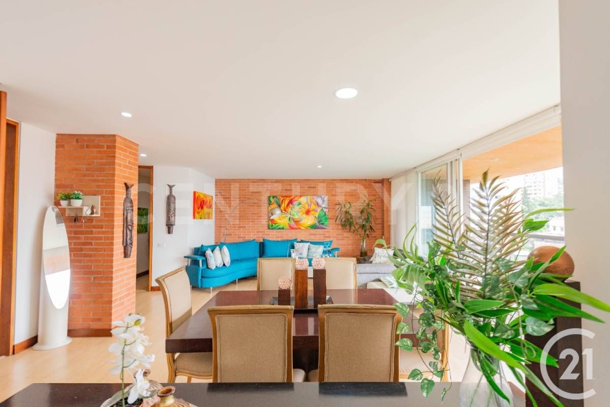 Apartamento en arriendo Antioquia Medellín Alejandria 178 m2 Habitaciones 3 Baños 4 Garajes 2 Precio $12990000