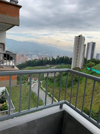 Apartamento en venta Antioquia Sabaneta Sabaneta 54 m2 Habitaciones 3 Baños 2 Garajes 1 Precio $320000000