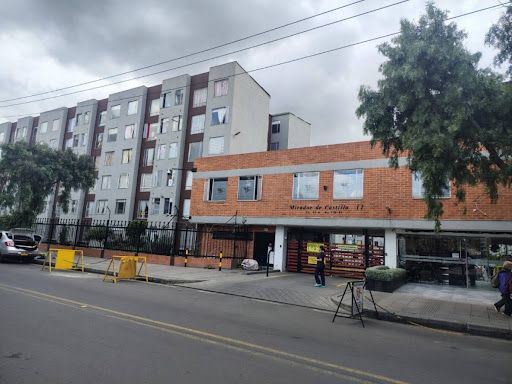 Apartamento en arriendo Cundinamarca Bogotá Villa Alsacia 55 m2 Habitaciones 3 Baños 1 Garajes 0 Precio $1350000