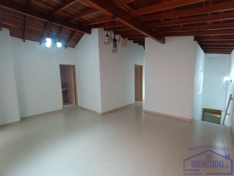 Casa en arriendo Antioquia Medellín Cristo Rey 110 m2 Habitaciones 4 Baños 2 Garajes 0 Precio $2500000