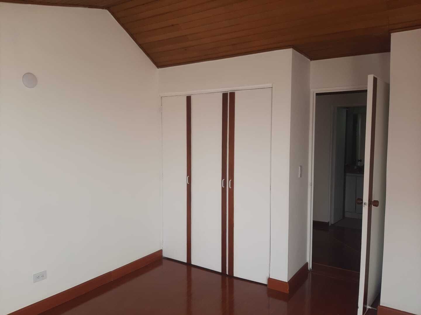 Apartamento en venta Cundinamarca Bogotá Prado Veraniego 78 m2 Habitaciones 3 Baños 2 Garajes 1 Precio $390000000