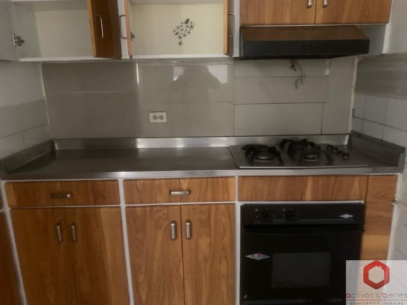 Casa en arriendo Antioquia Medellín San Bernardo 180 m2 Habitaciones 5 Baños 3 Garajes 0 Precio $3300000