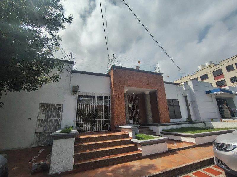 Casa en arriendo Atlántico Barranquilla El Porvenir 450 m2 Habitaciones 4 Baños 4 Garajes 0 Precio $10000000