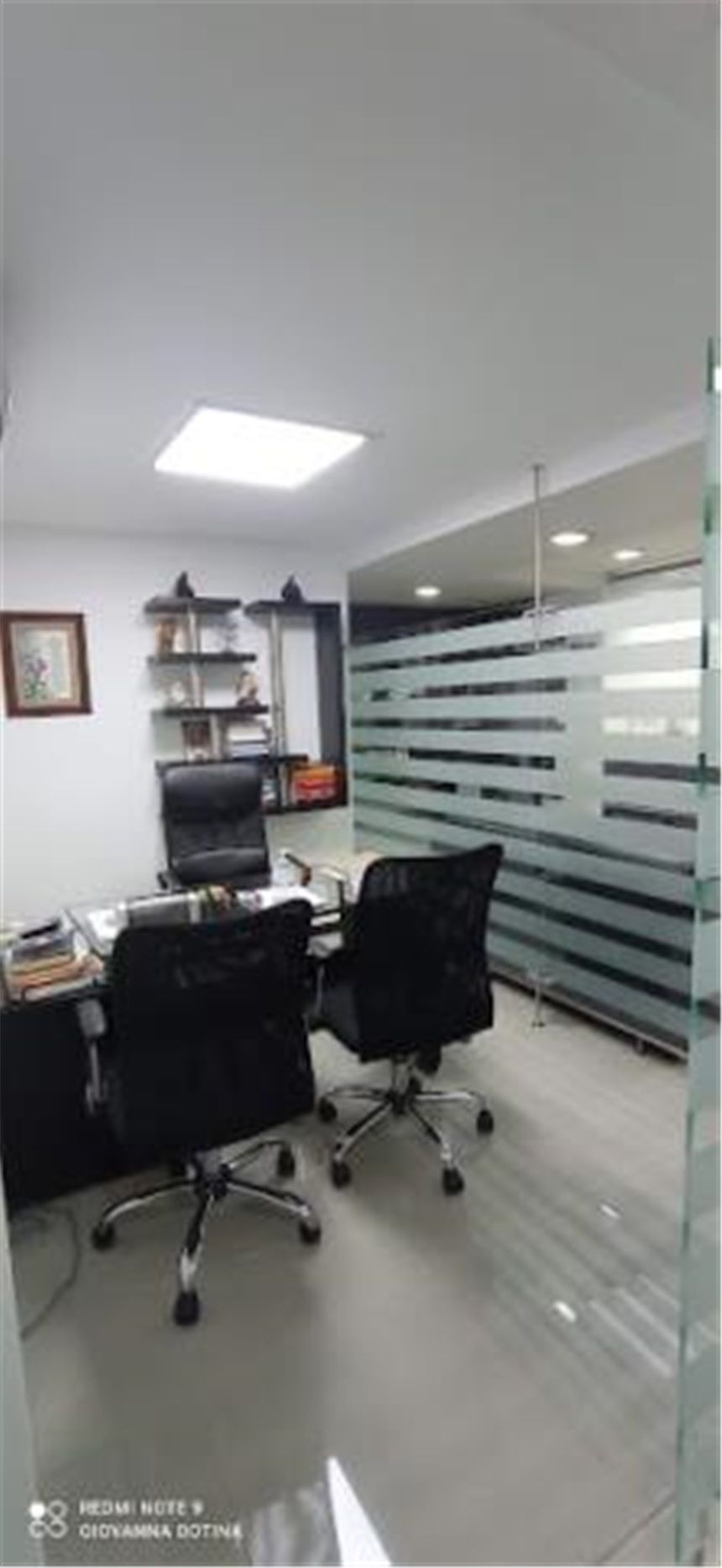 Oficina en venta Valle Del Cauca Cali Versalles 340 m2 Habitaciones 0 Baños 5 Garajes 2 Precio $1200000000