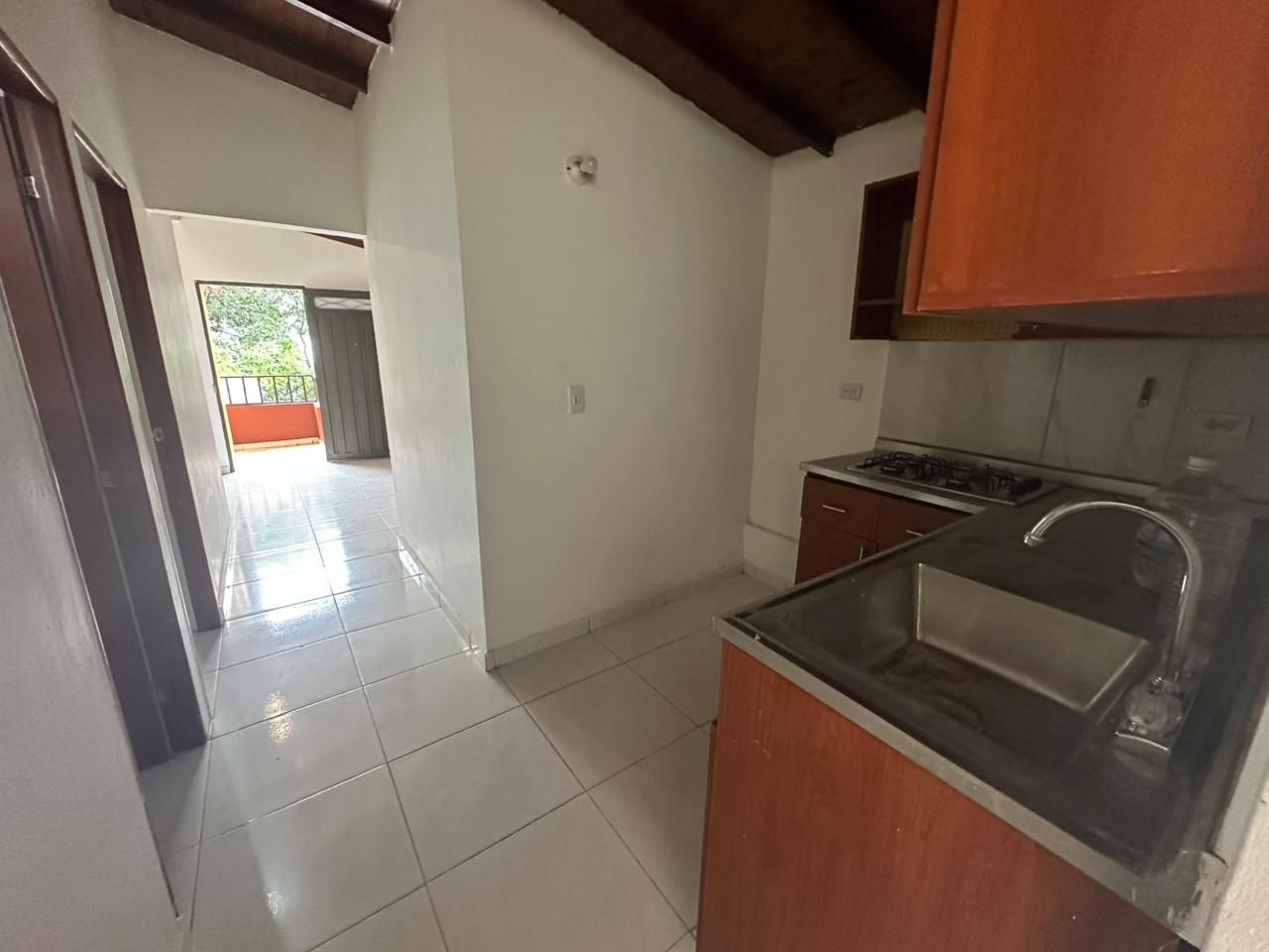 Apartamento en arriendo Antioquia Medellín Berlin 55 m2 Habitaciones 2 Baños 1 Garajes 0 Precio $1500000