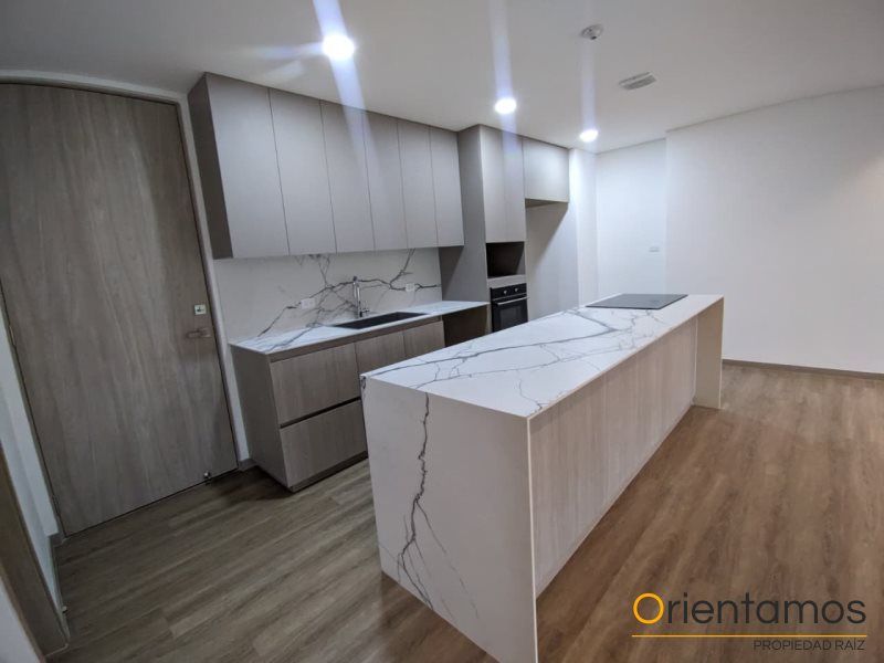 Apartamento en arriendo Antioquia Rionegro Centro 120 m2 Habitaciones 2 Baños 2 Garajes 2 Precio $6300000