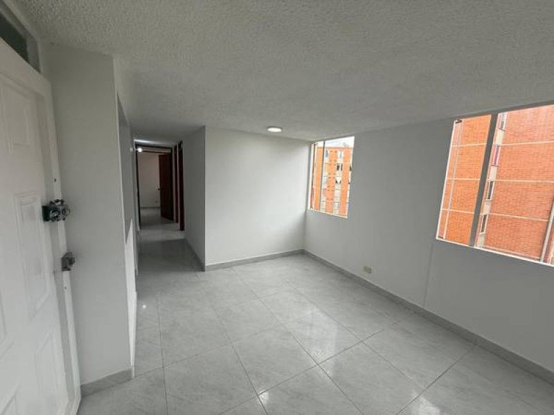 Apartamento en venta Cundinamarca Soacha Cr La Confianza Et Ii 50 m2 Habitaciones 3 Baños 1 Garajes 0 Precio $139000000