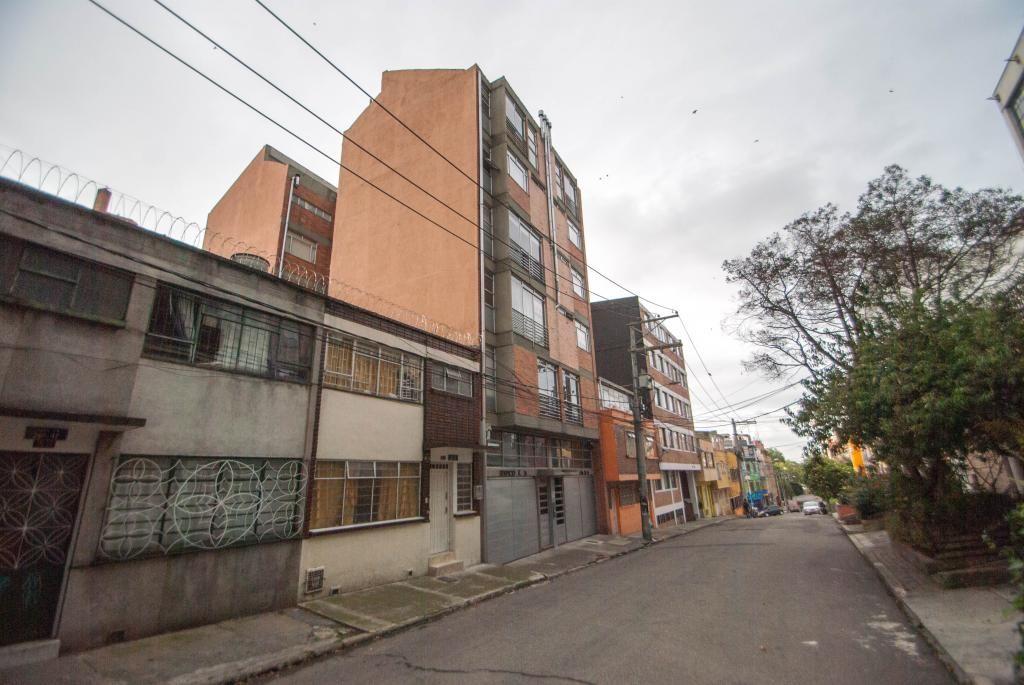 Apartamento en arriendo Cundinamarca Bogotá La Macarena 73 m2 Habitaciones 3 Baños 2 Garajes 1 Precio $2517000