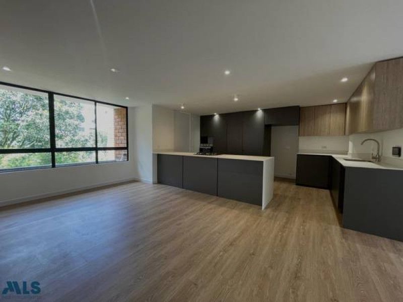 Apartamento en venta Antioquia Medellín Alejandria 171 m2 Habitaciones 3 Baños 3 Garajes 2 Precio $1220000000