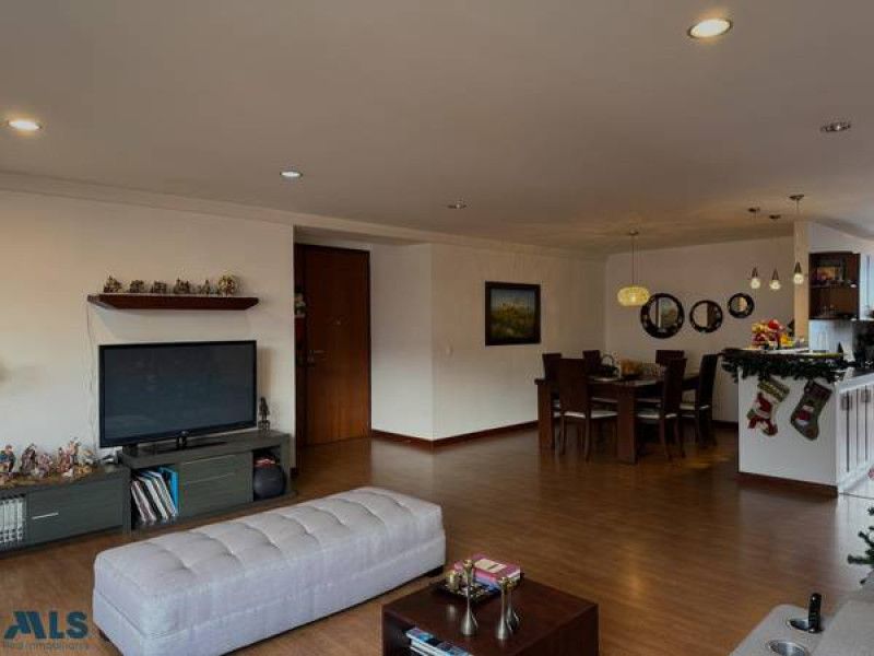 Apartamento en venta Antioquia Medellín La Florida 189 m2 Habitaciones 2 Baños 2 Garajes 2 Precio $1400000000
