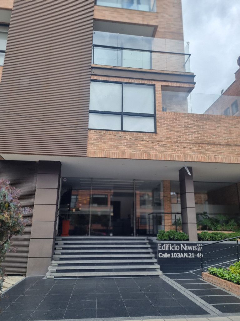 Apartamento en venta Cundinamarca Bogotá Santa Bibiana 135 m2 Habitaciones 3 Baños 3 Garajes 2 Precio $1350000000