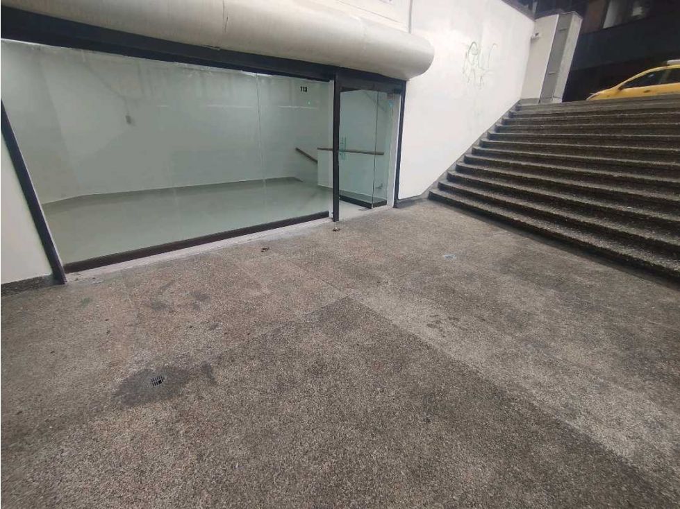 Local en arriendo Antioquia Medellín Los Colores 150 m2 Habitaciones 0 Baños 3 Garajes 0 Precio $7500000