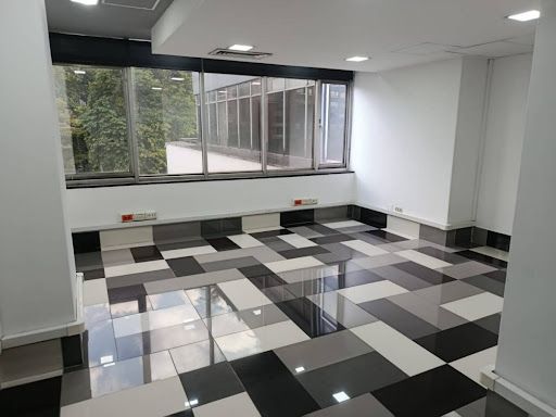 Oficina en arriendo Antioquia Medellín Castropol 123 m2 Habitaciones 0 Baños 2 Garajes 1 Precio $9840000