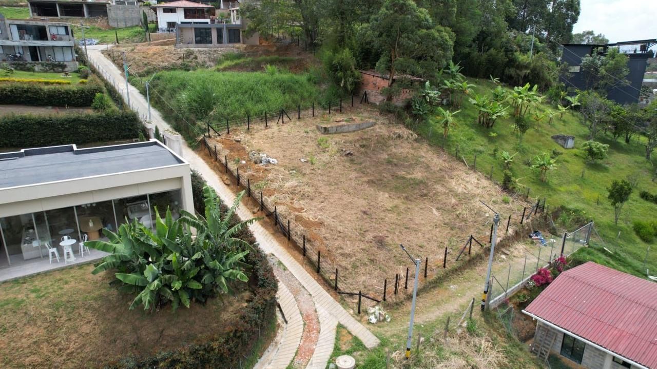 Lote en venta Antioquia Medellín La Loma 20 m2 Habitaciones 0 Baños 0 Garajes 0 Precio $220000000