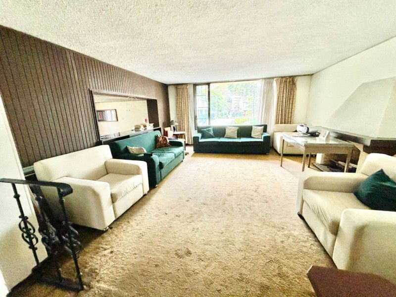 Casa en venta Cundinamarca Bogotá Estoril 278 m2 Habitaciones 4 Baños 3 Garajes 2 Precio $1300000000